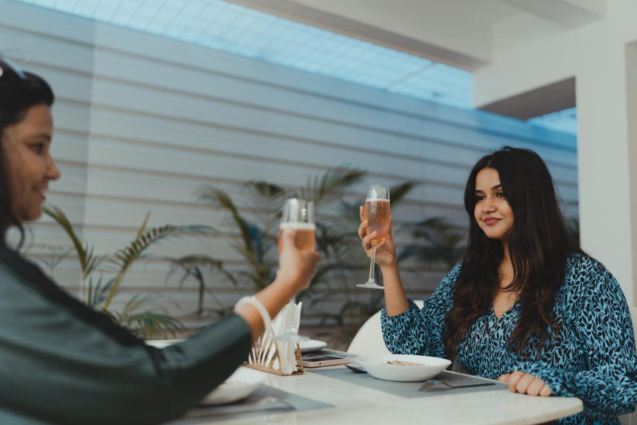 The Silver Chimes Suites Bengaluru Kültér fotó